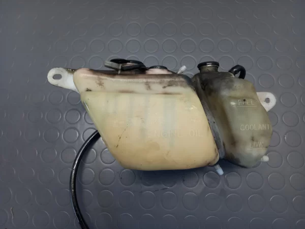 Oil tank Yamaha DT 125 LC35E 1985