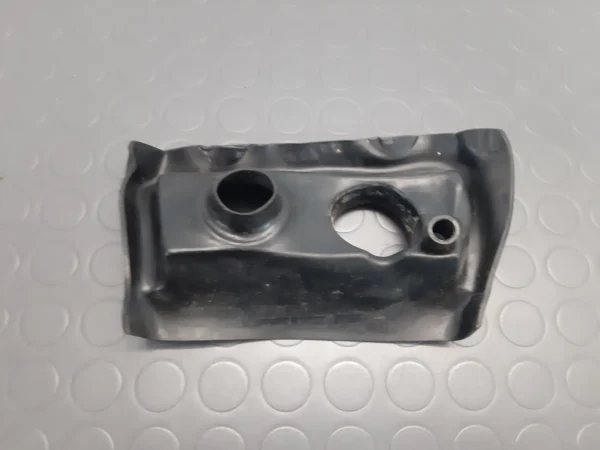 Gommino per serbatoio olio e benzina Malaguti Phantom F12 (ZJM) anno 1997 - immagine 2