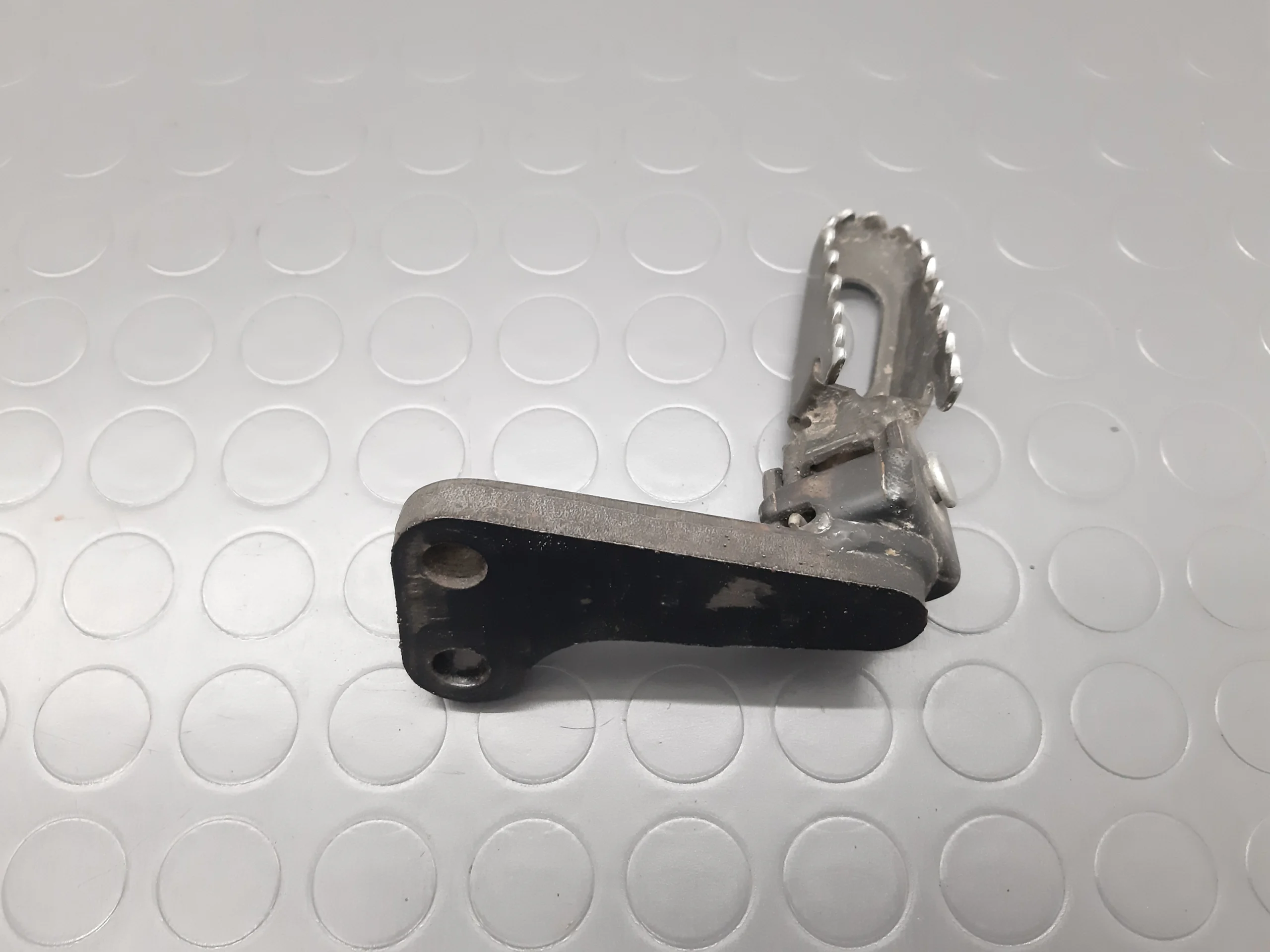 Fussrasten links Yamaha XT 600 E 3UX Jg.1991-96