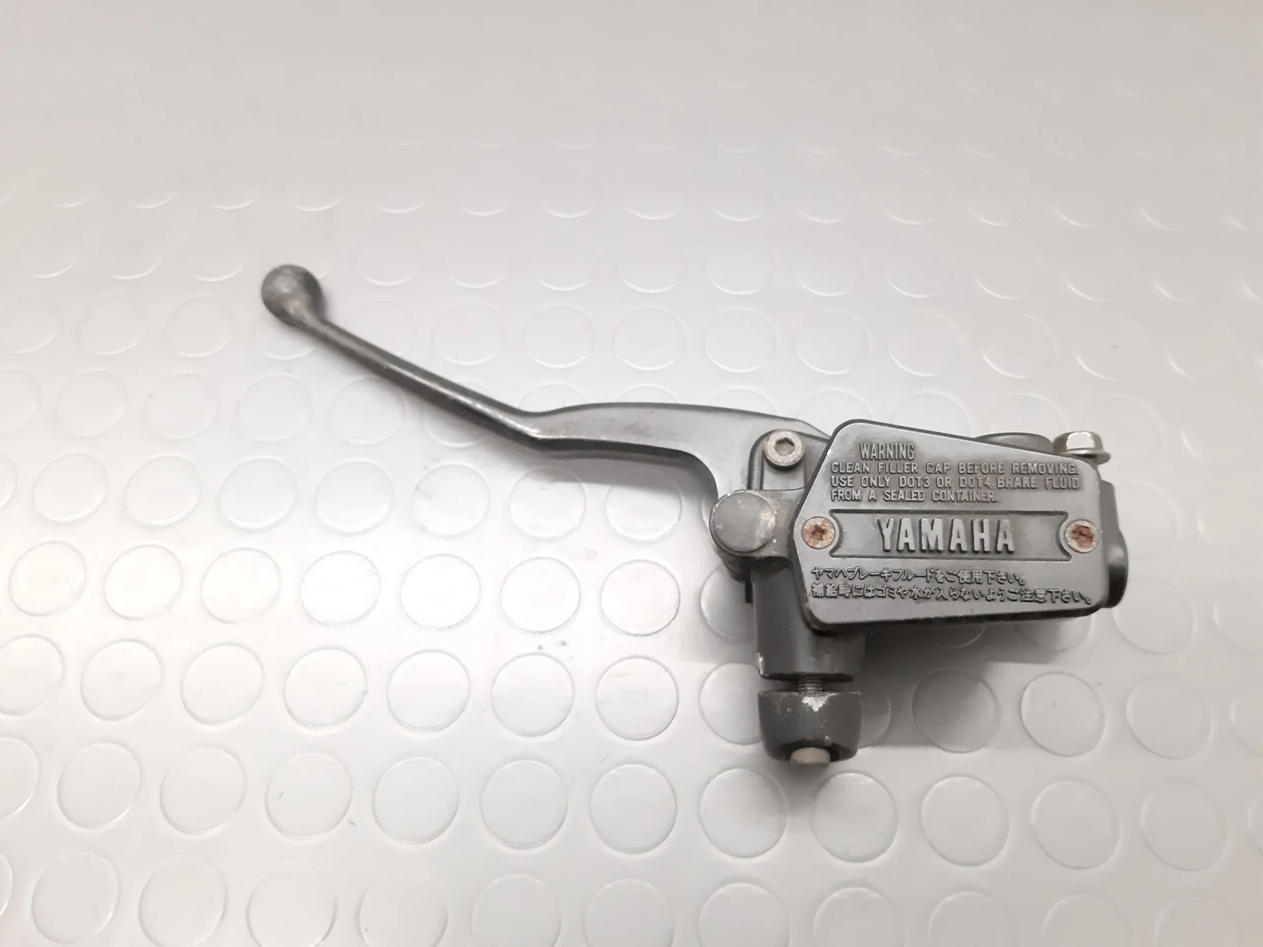 Levier d'embrayage/pompe Yamaha FZR 1000 (3CB) année 1988
