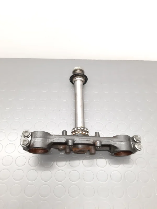Lower triple tree Honda NX 650 Dominator (RD02) Yr.
1988-94 - Image 2
