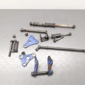 Vis de moteur et fixations Suzuki DR 650 RS année 1991-1995