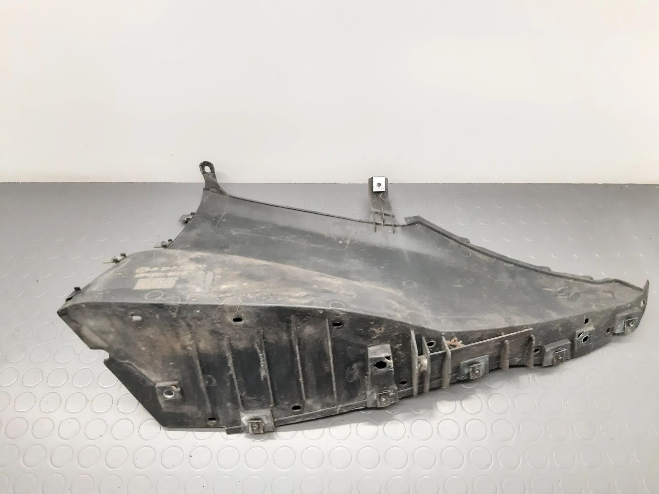 Footrest right 46.63-2 328 868 BMW C1 125 Yr.
2000-2003 - Image 2