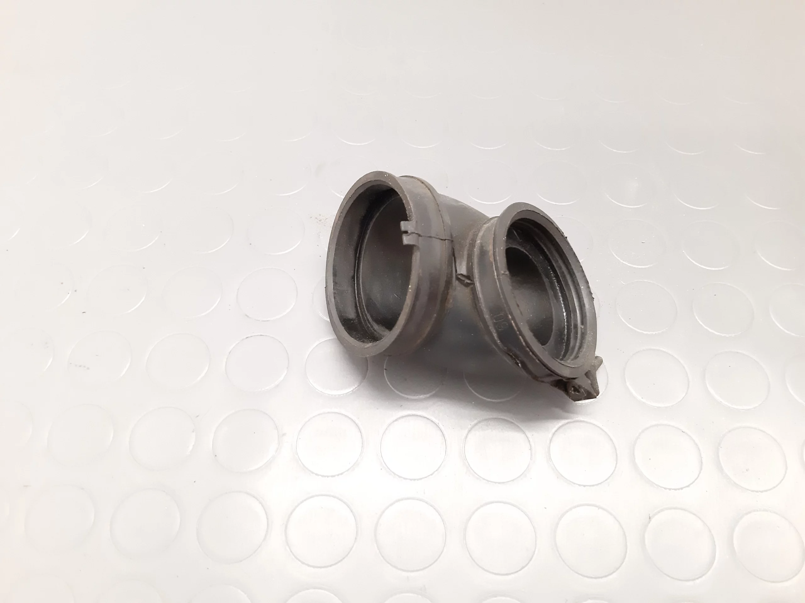 Intake rubber/bellows Honda XRV 750 RD04 1990-92 - Image 2