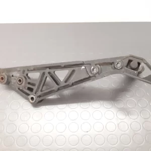 Footrests left Kawasaki GPZ 750 (ZX750A) year 1982-83 - Image 2