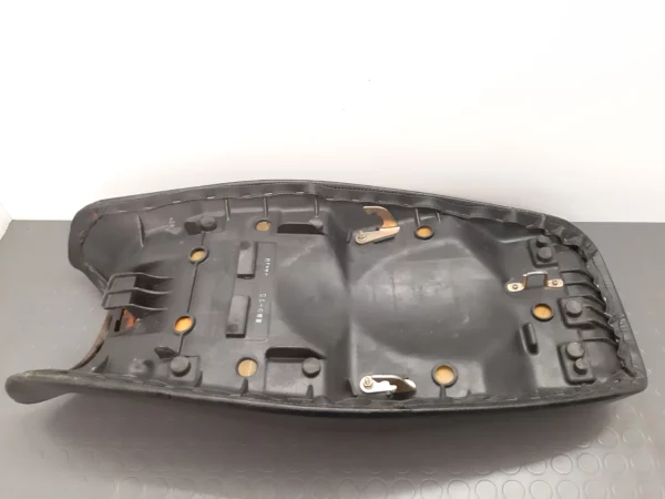 Selle Honda NTV 650 (RC33) année 1988-96 – Image 3