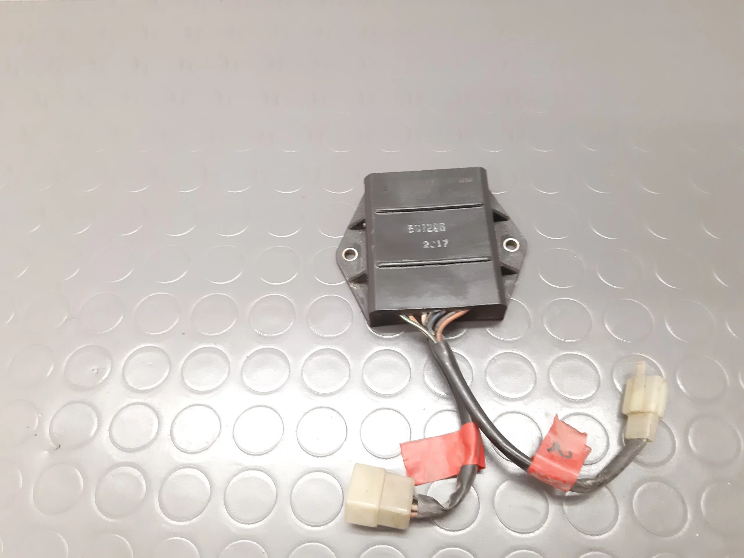 CDI (KOKUSAN 301225 2017) Suzuki GS 500 E (GM51A) année 1988-95