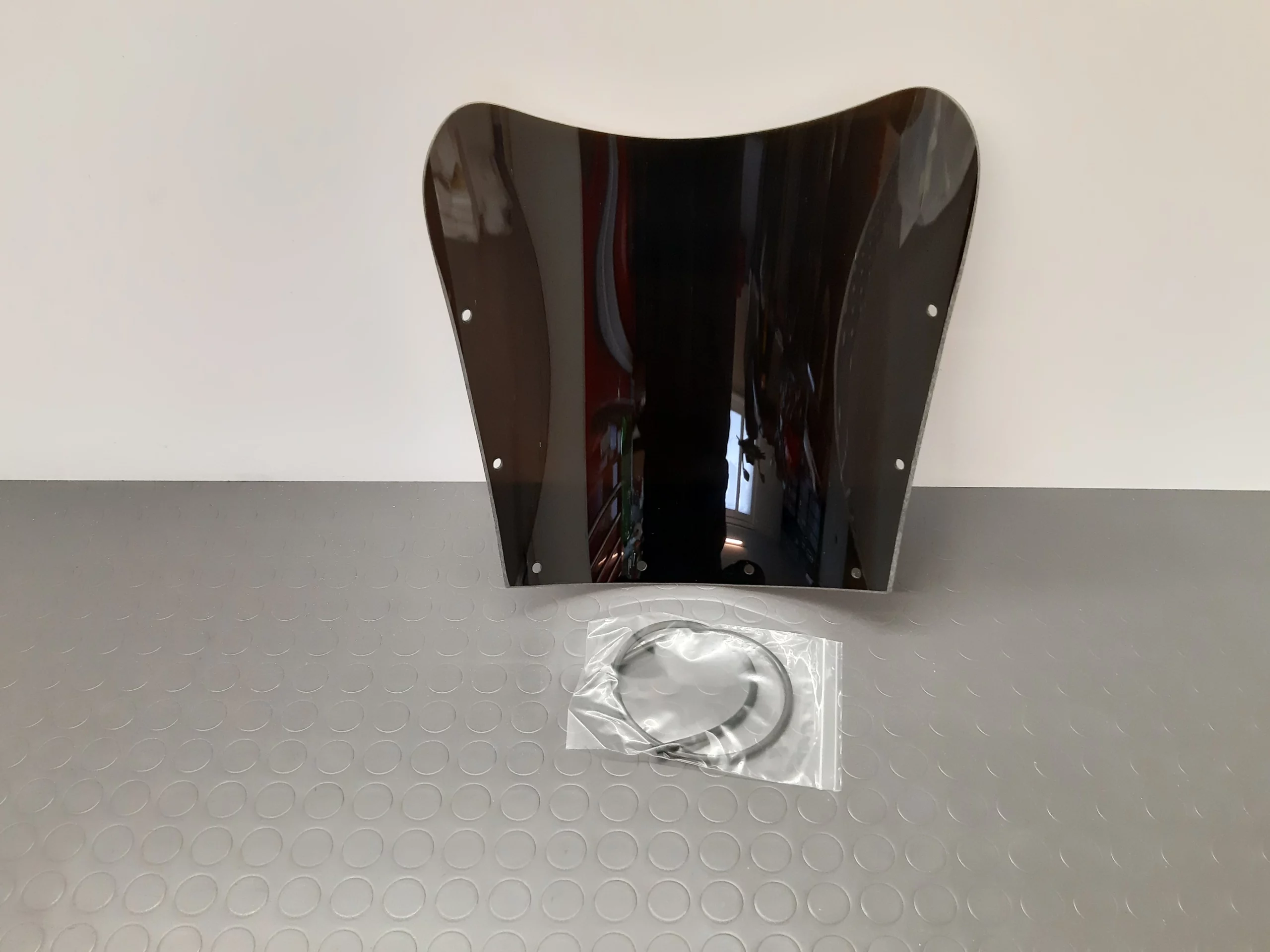 MRA windshield Kawasaki GPz 600 R - Image 2