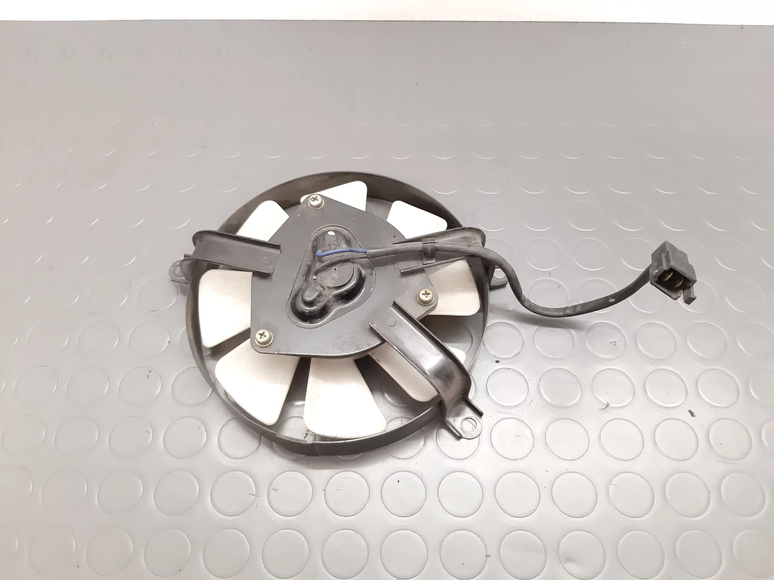 Ventilateur Kawasaki ZZR 600 (ZX600E) année 1993-2005 – Image 2
