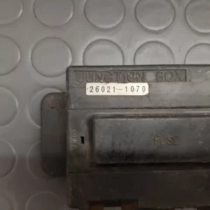 Scatola portafusibili (26021-1070) Kawasaki EN 500 dal 1990 in poi - immagine 3
