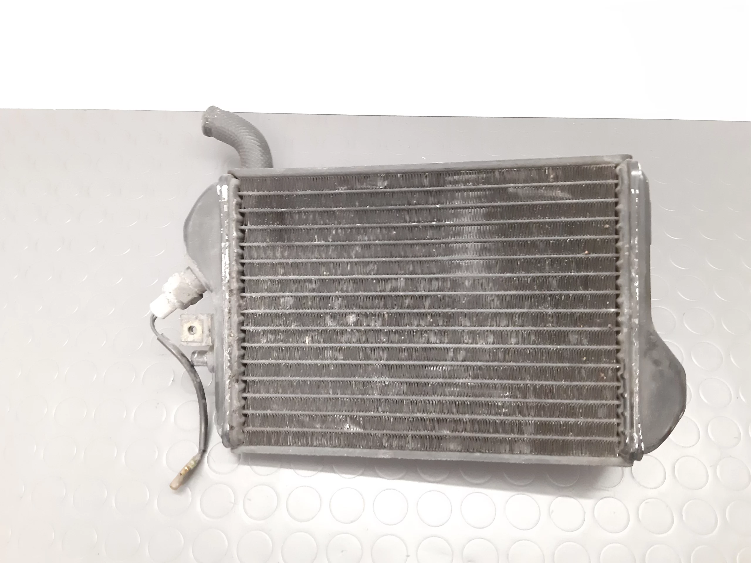 Radiateur Kawasaki EN 500 à partir de l'année 1990 – Image 2