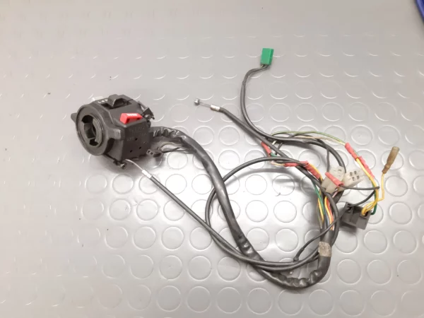 Interrupteur Yamaha FJ 1100 (47E) année 1984-85