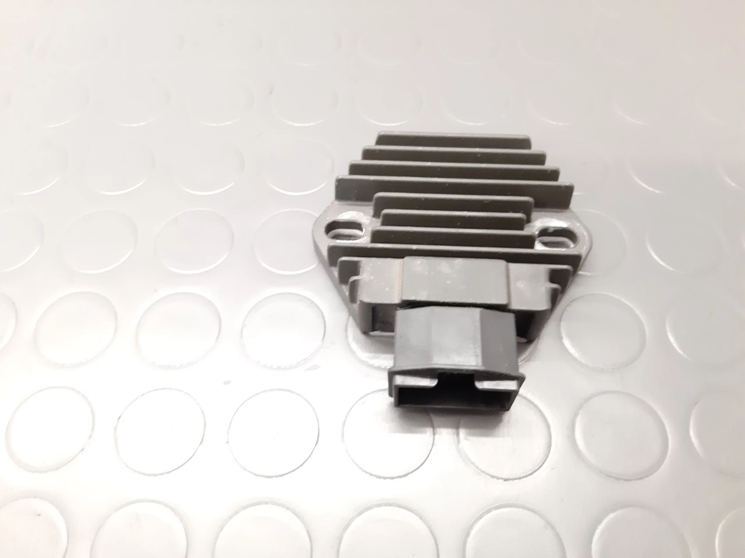 Regolatore di tensione Honda NT 650 DEAUVILLE (RC47) anno 1998-2005