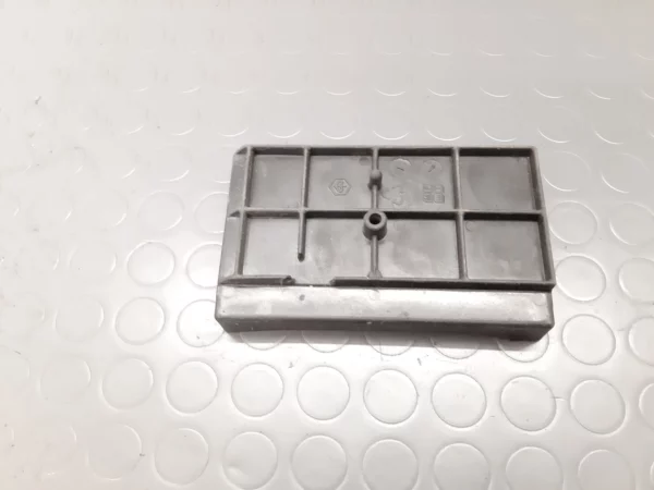Batteriekasten Piaggio Vespa ET4 125 Jg. 1996-99 – Bild 2