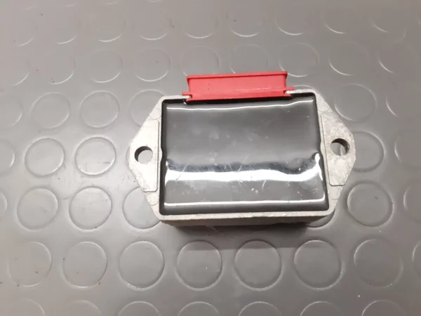 Voltage regulator Piaggio Vespa PK 50 XLS (WAS1T 300) Yr. 1984-86 - Image 2