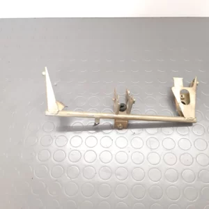 Befestigung vorne Honda X8R-S 50 (SZX50S) Jg. 1998-04