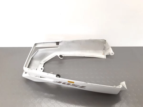 Verkleidung hinten Honda VFR 750 F (RC24) Jg. 1985-89 – Bild 3