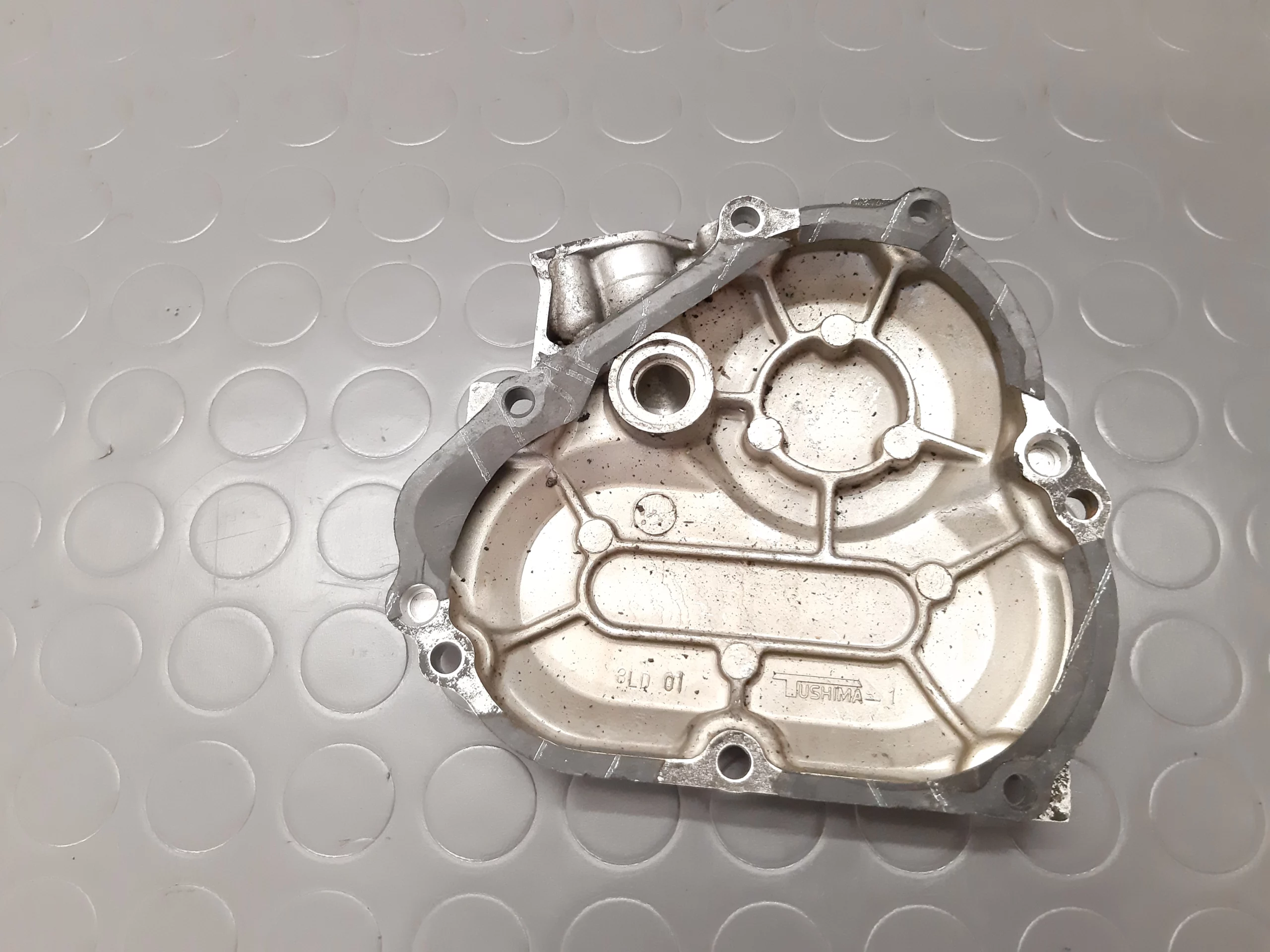 Coperchio Yamaha TDM 850 3VD anno 1991-95 - immagine 2