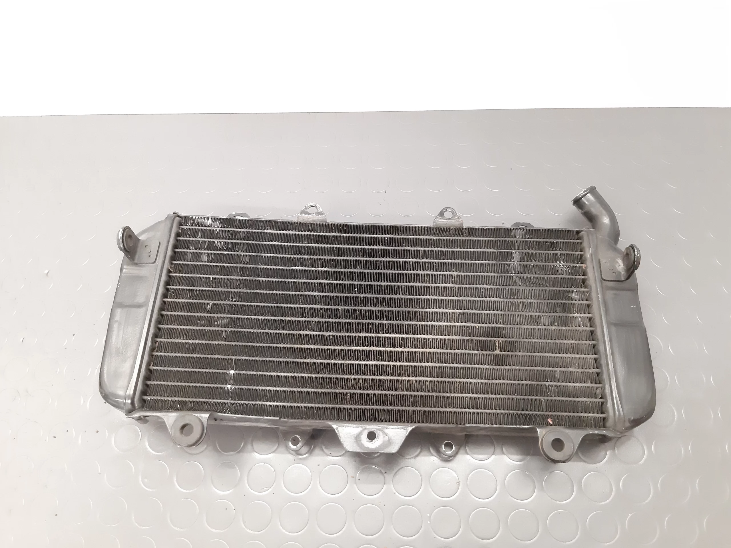 Radiateur Yamaha FZ 750 année 1985-93 – Image 2