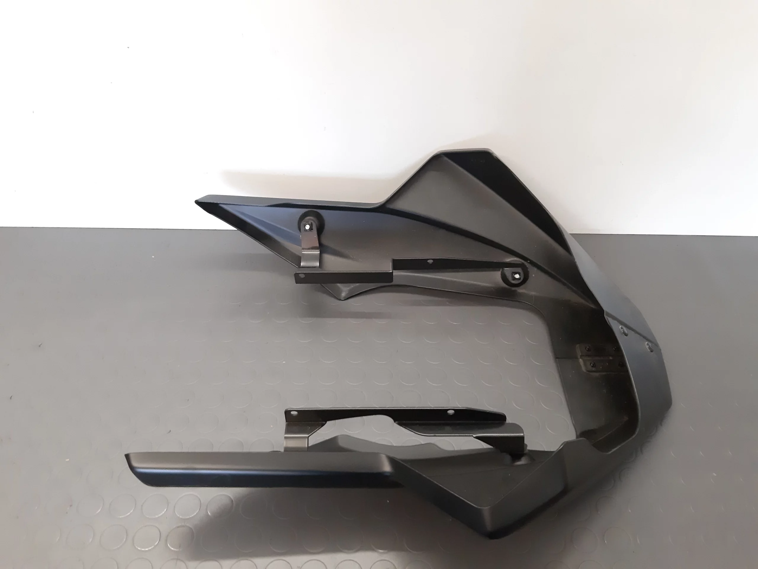 Rear fairing Kawasaki KBP01 - Image 3