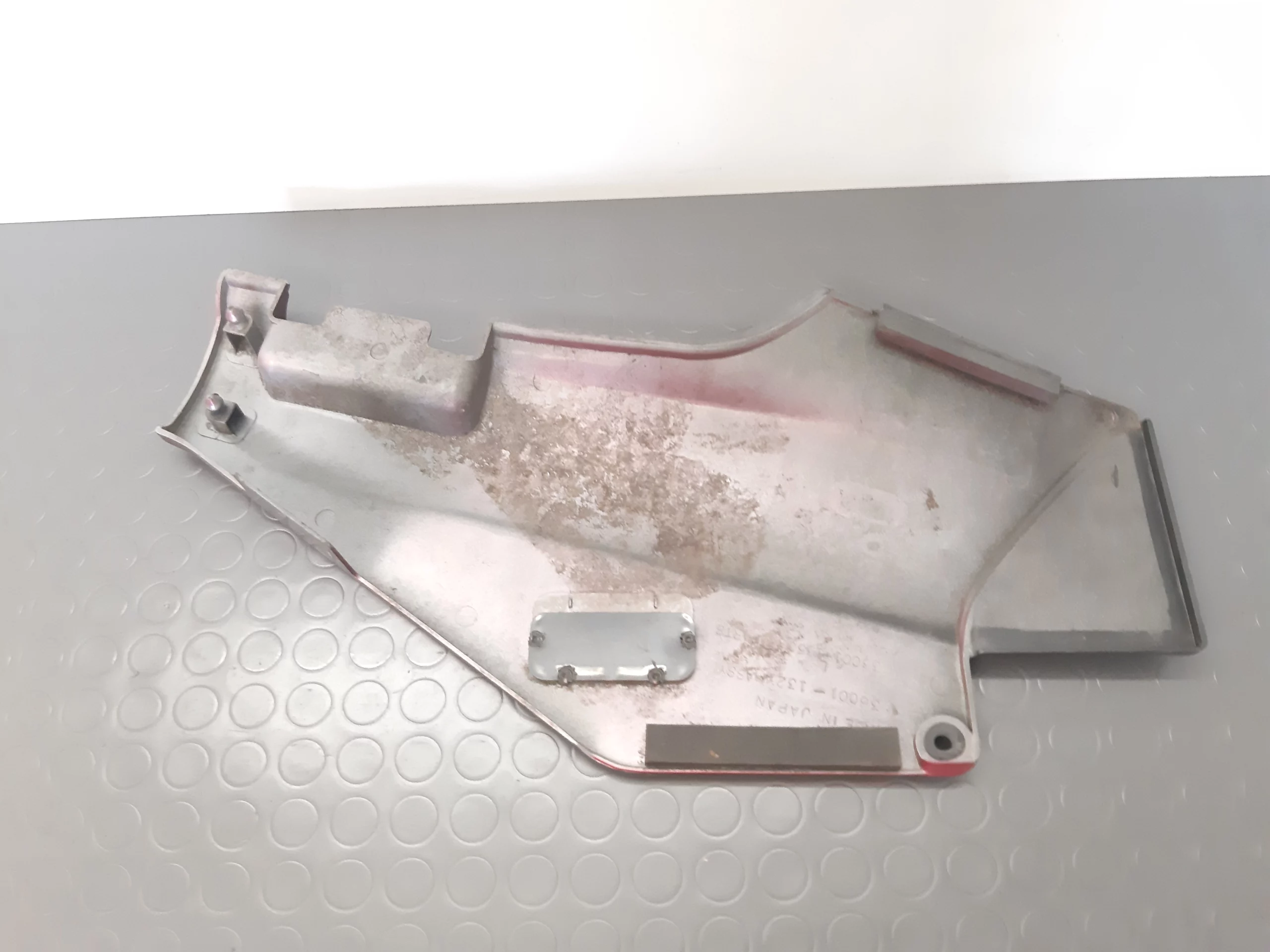 Verkleidung 36001-1324 Kawasaki GTR 1000 Jg. 1986-94 – Bild 2