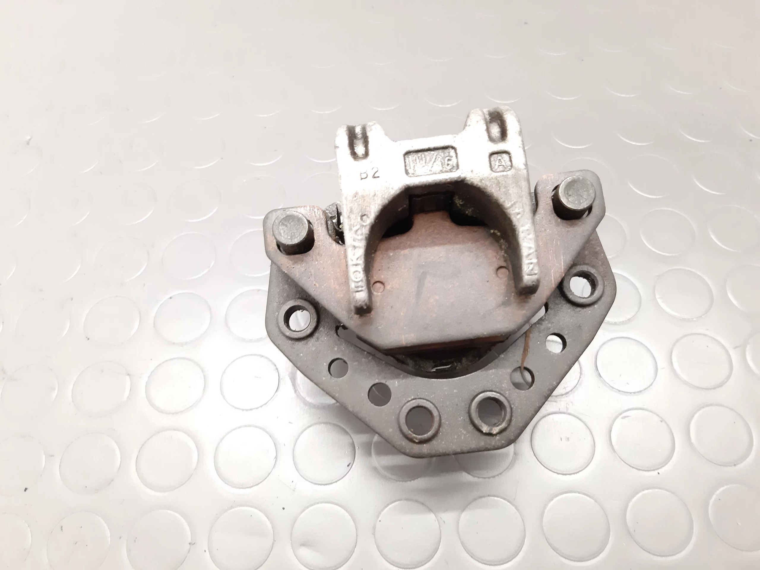 Bremssattel Kawasaki GPZ 900 R (ZX900R) Jg. 1984-93 â Bild 3