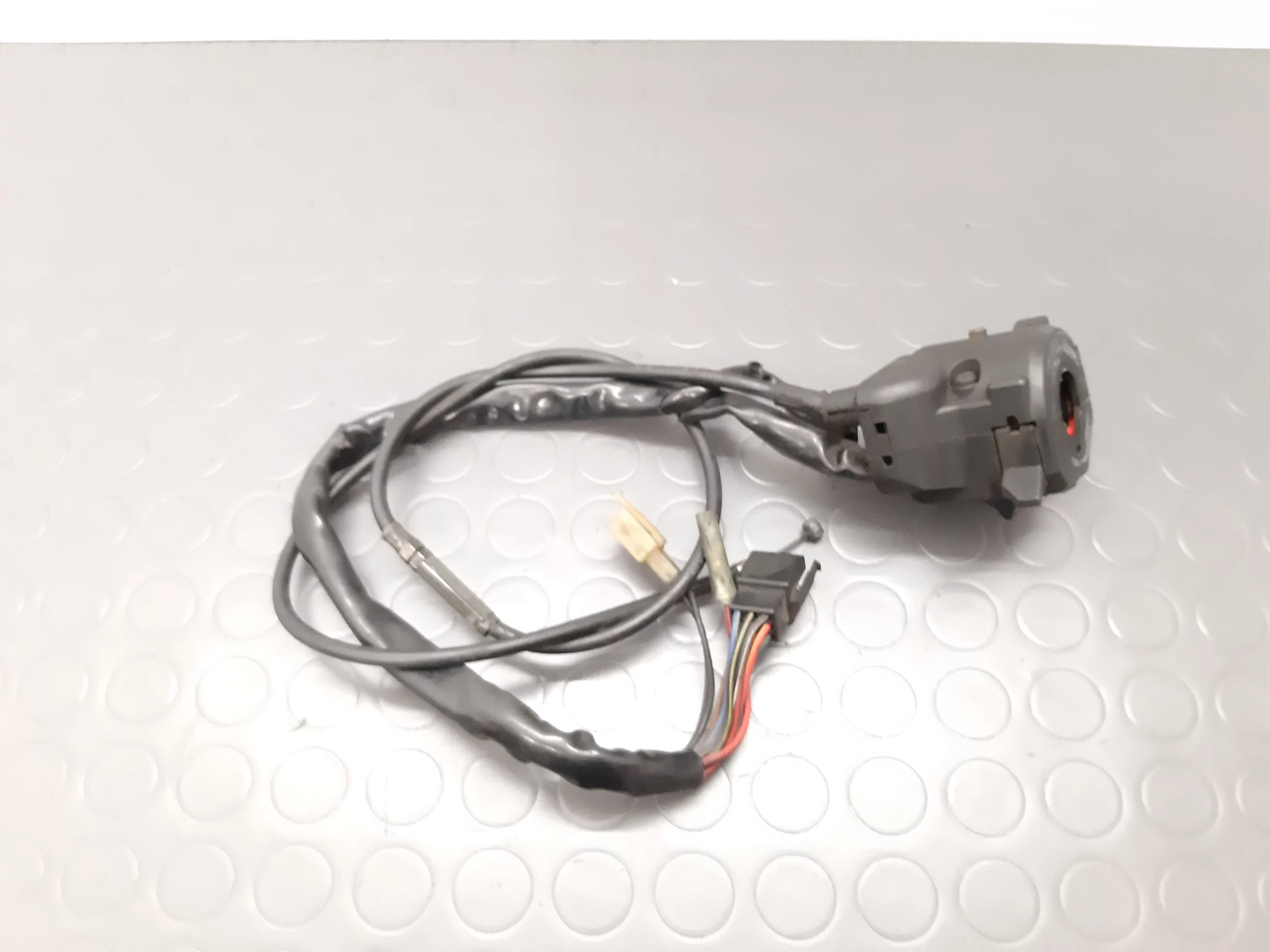 Schalter Kawasaki GPZ 900 R (ZX900R) Jg. 1984-93 – Bild 2