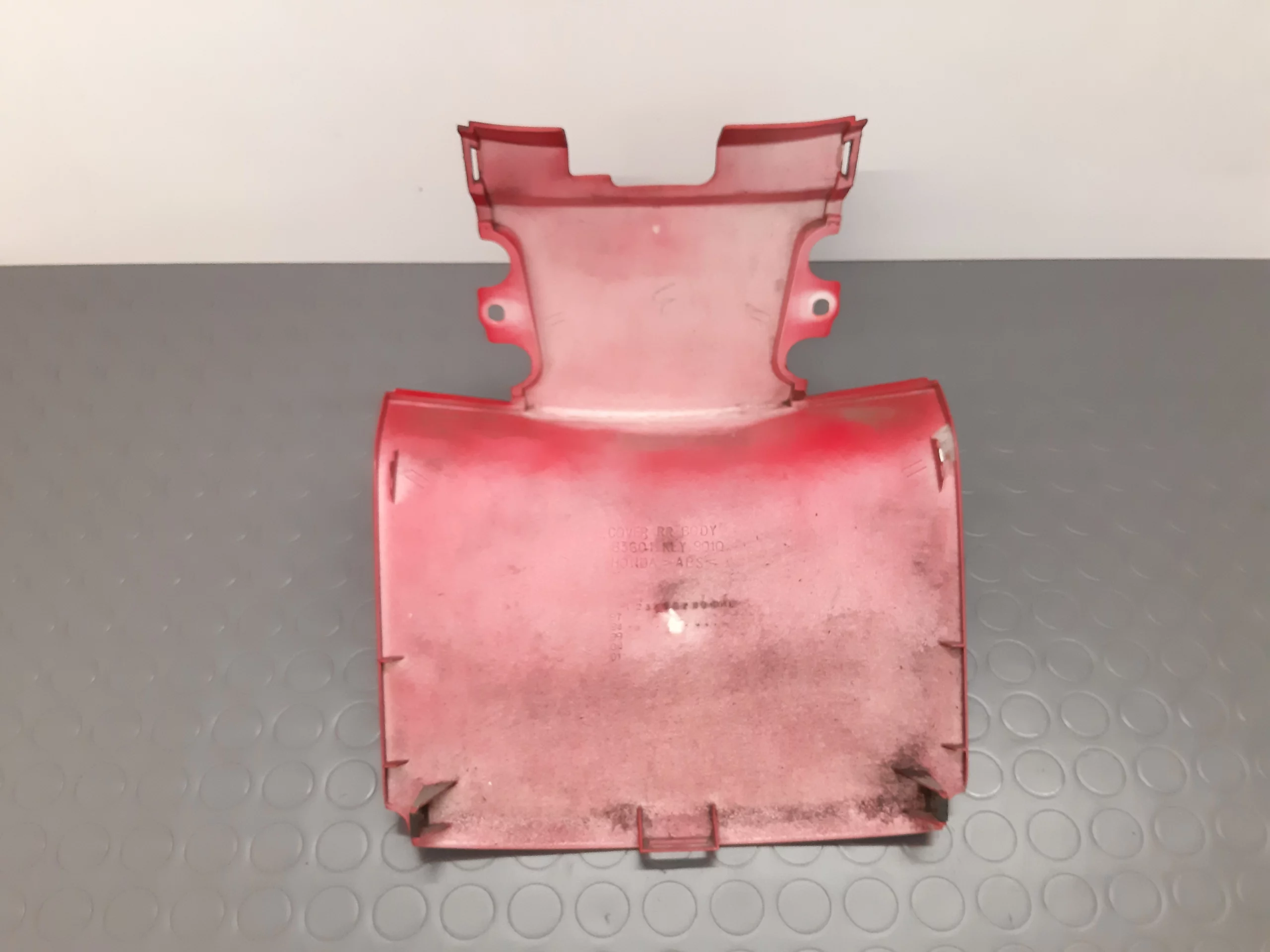 Verkleidung hinten (83601-KEY-9010) HONDA FES 125 PANTHEON (JF05) Jg. 1998-2002 – Bild 2