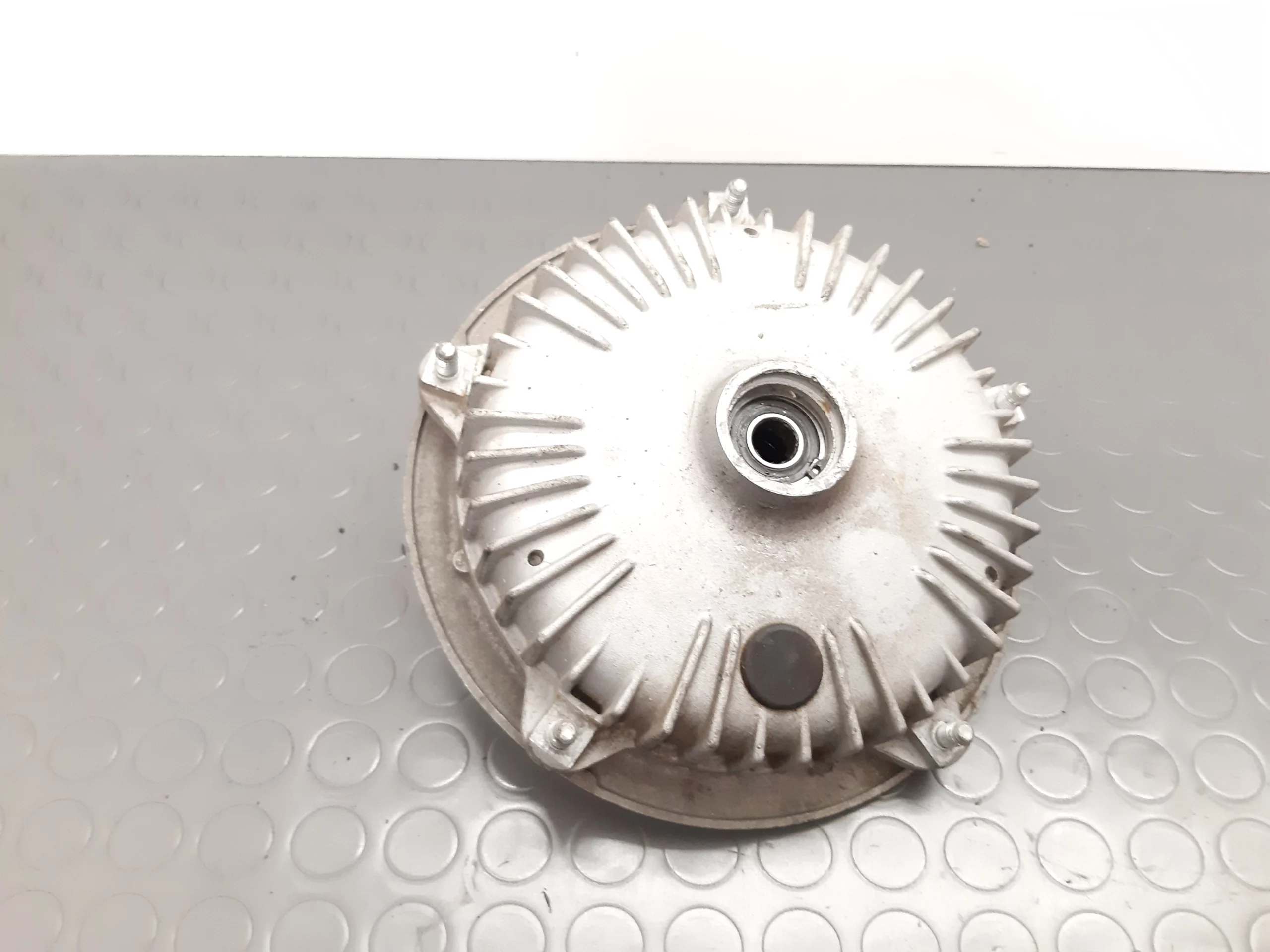 Trommelbremse vorne Piaggio Vespa Cosa 125 Jg. 1988-91 – Bild 3