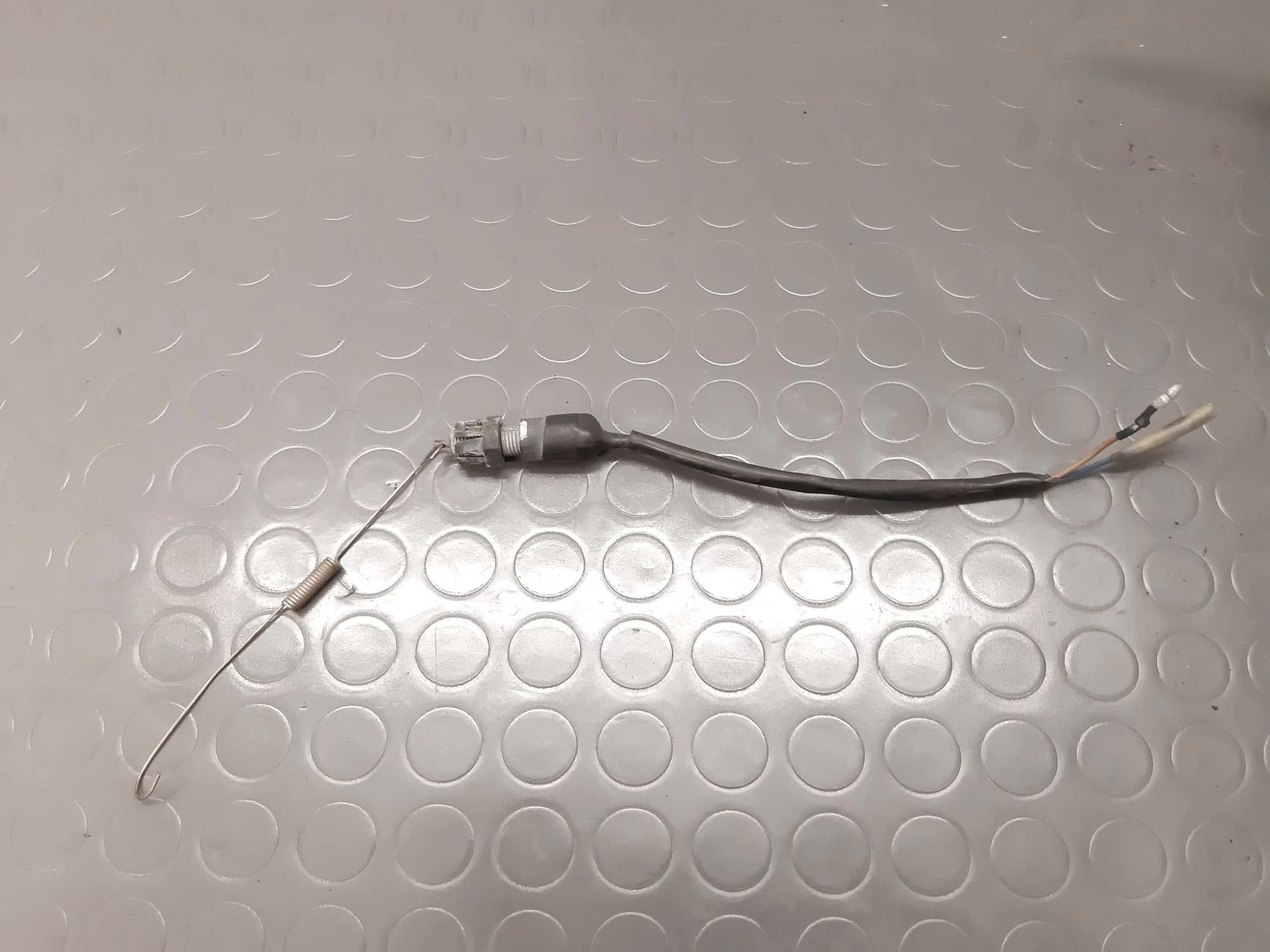 Interrupteur de feu arrière Kawasaki KLR 650 (KL650C) année 1995-2002