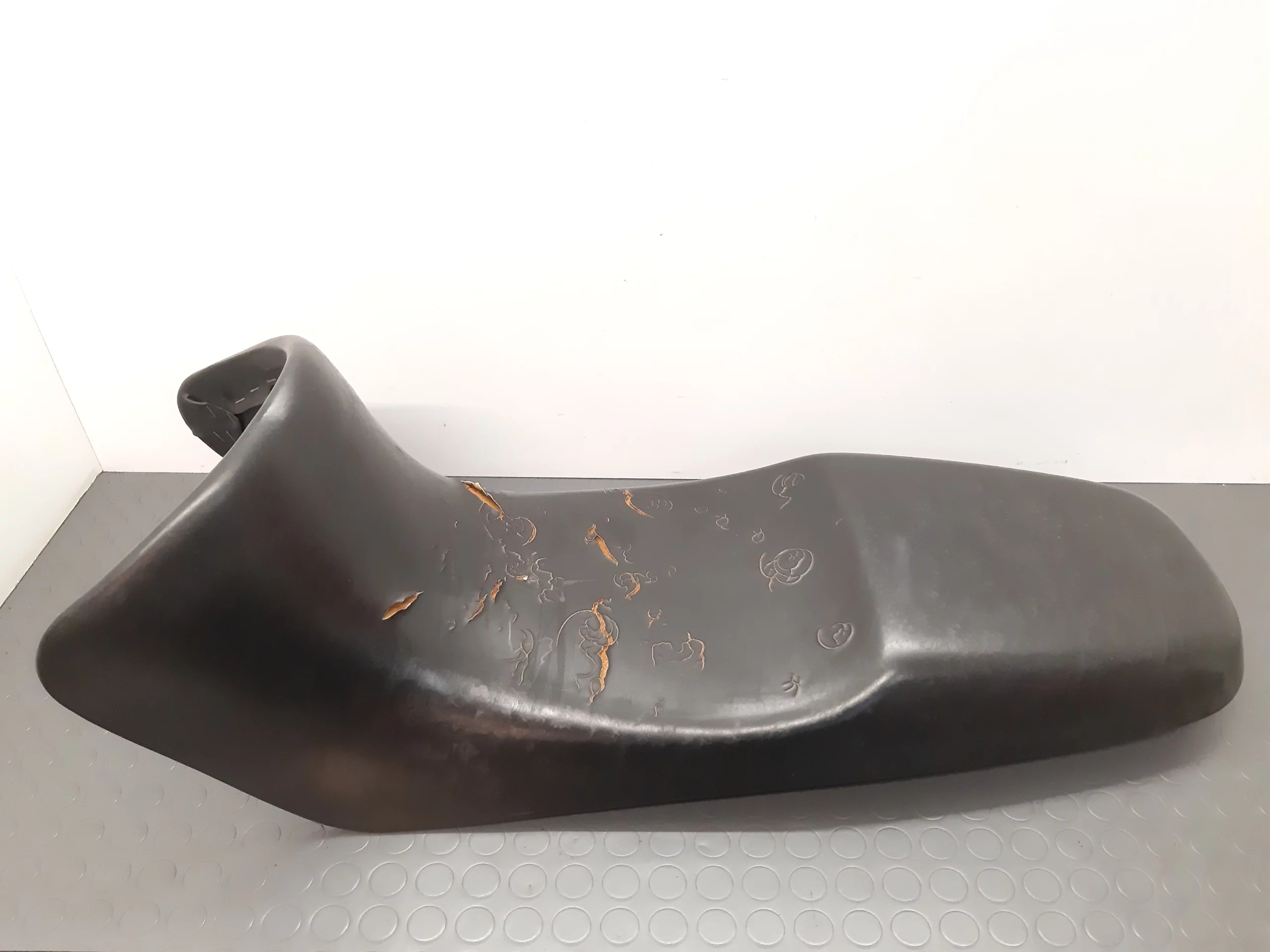 Sitzbank (52.53-2346024) BMW F650 Funduro Jg. 1997-2000 – Bild 2