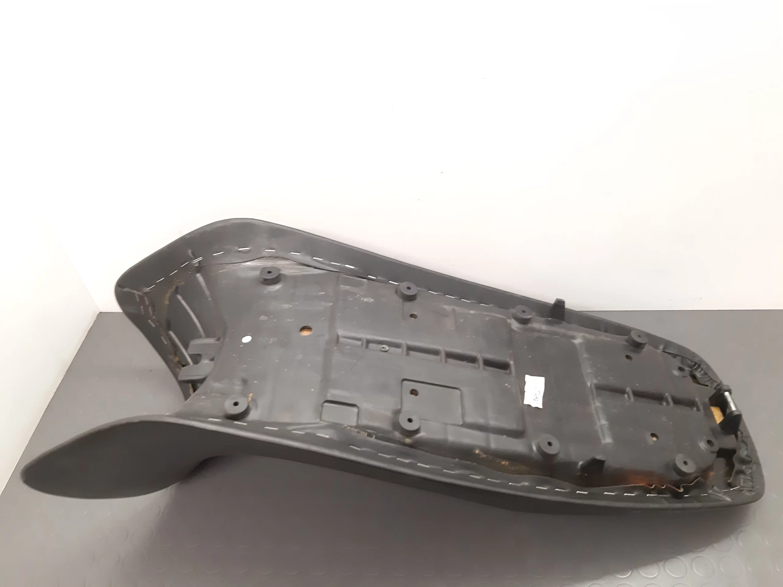 Sitzbank (52.53-2346024) BMW F650 Funduro Jg. 1997-2000 – Bild 3