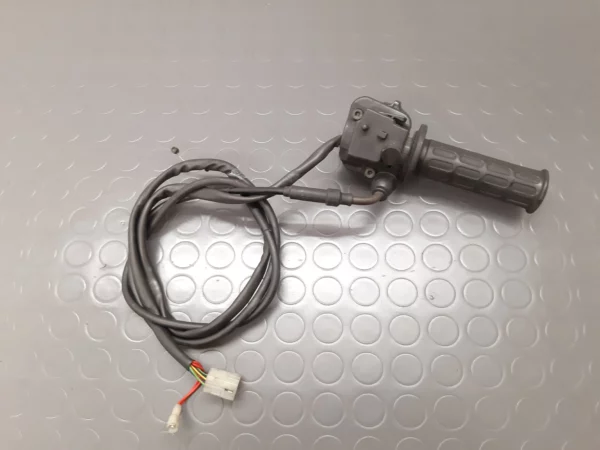 Gaszug mit Schalter BMW F650 Funduro Jg. 1997-2000 – Bild 2