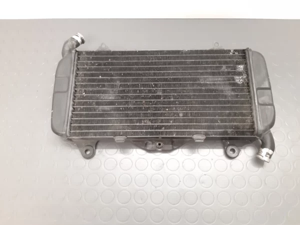 Radiateur Yamaha FZ 750 (1FV) année 1985-93