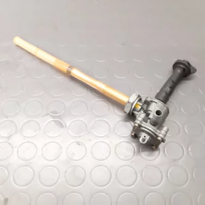 Robinet d'essence Honda CBR 900 RR Fireblade année 1996-97