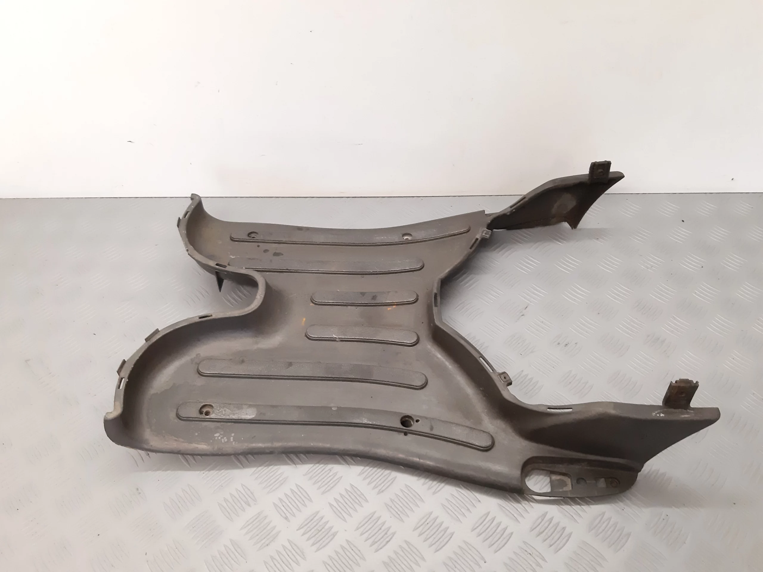 Fussbrett Piaggio Liberty 125 Jg. 2004-09